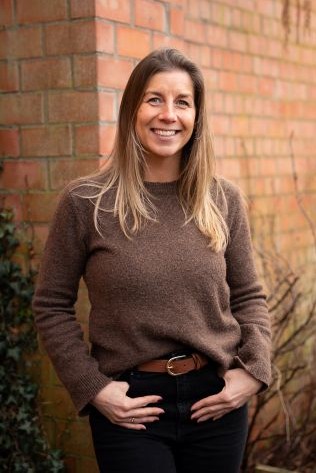 1775563385_Foto Ruth_klein.jpg